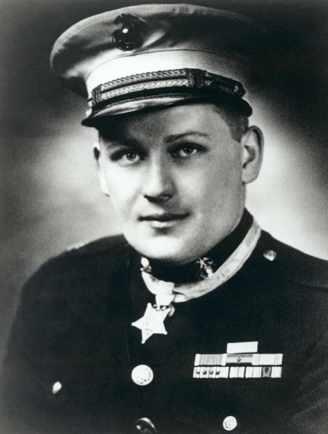 Pope, Everett Parker