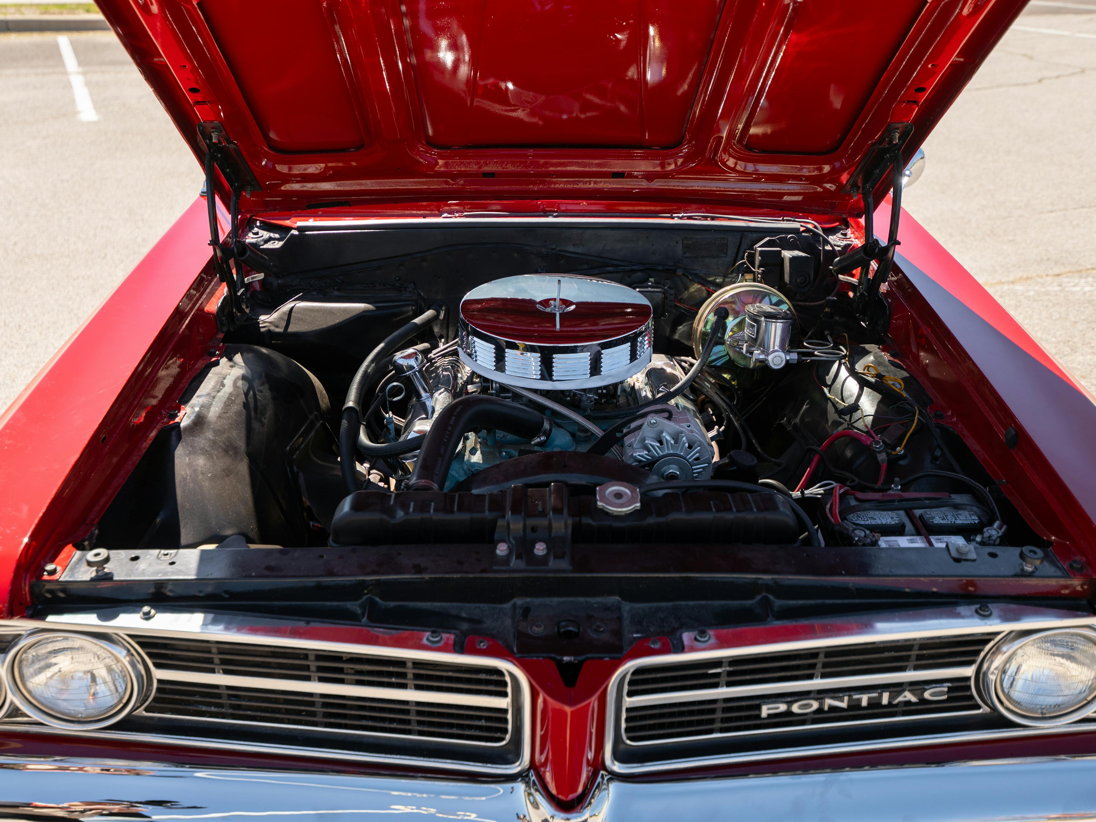 The 326 V8 Engine of the 1964 Pontiac LeMans